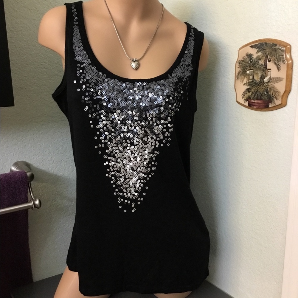 A new approach tank top blouse